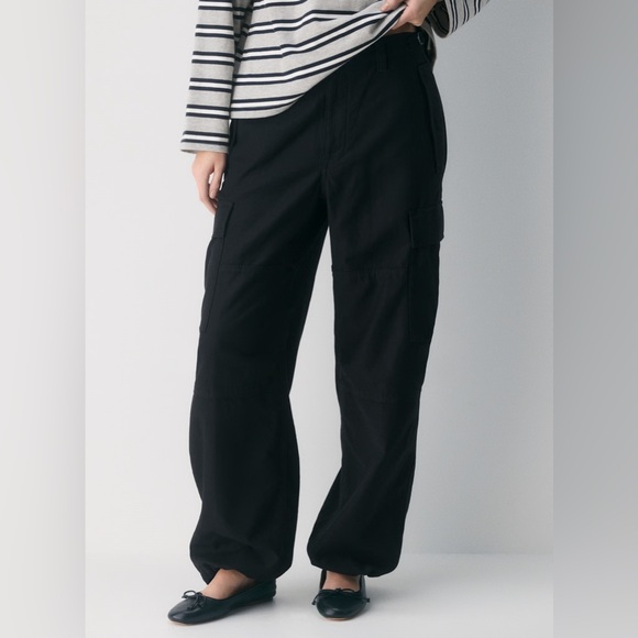 NWT TNA Aritzia Supply Cargo Pants Size 2 - Picture 2 of 10
